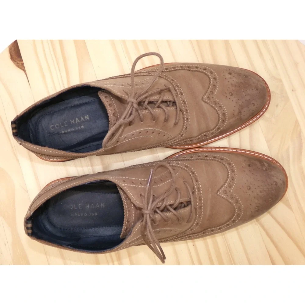 Cole Haan Morris Brogue Wingtip Oxford Mens Taupe Size 10 M Nubuck Leather